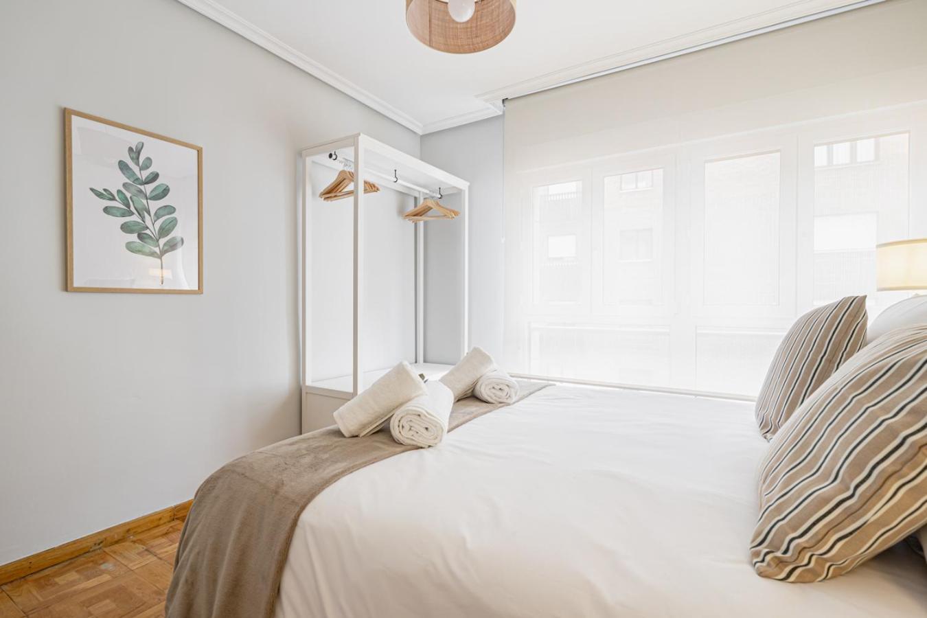 Apartamento Tres Mares ヒホン エクステリア 写真