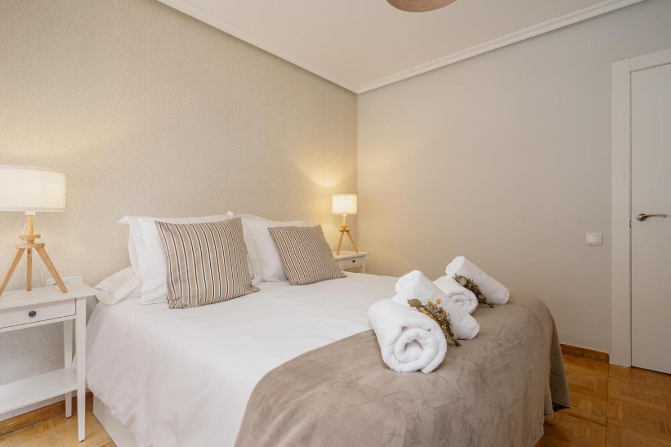 Apartamento Tres Mares ヒホン エクステリア 写真