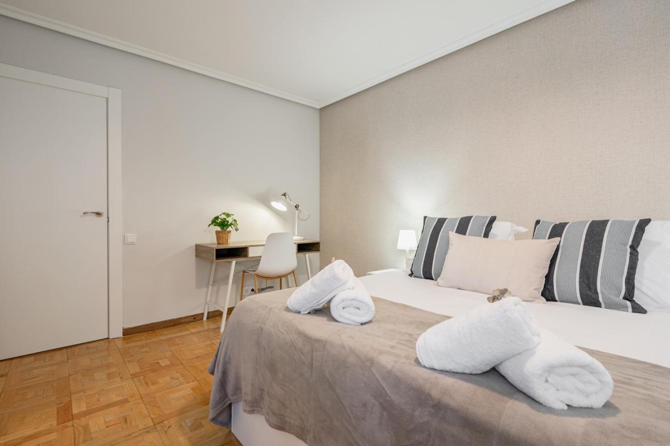 Apartamento Tres Mares ヒホン エクステリア 写真
